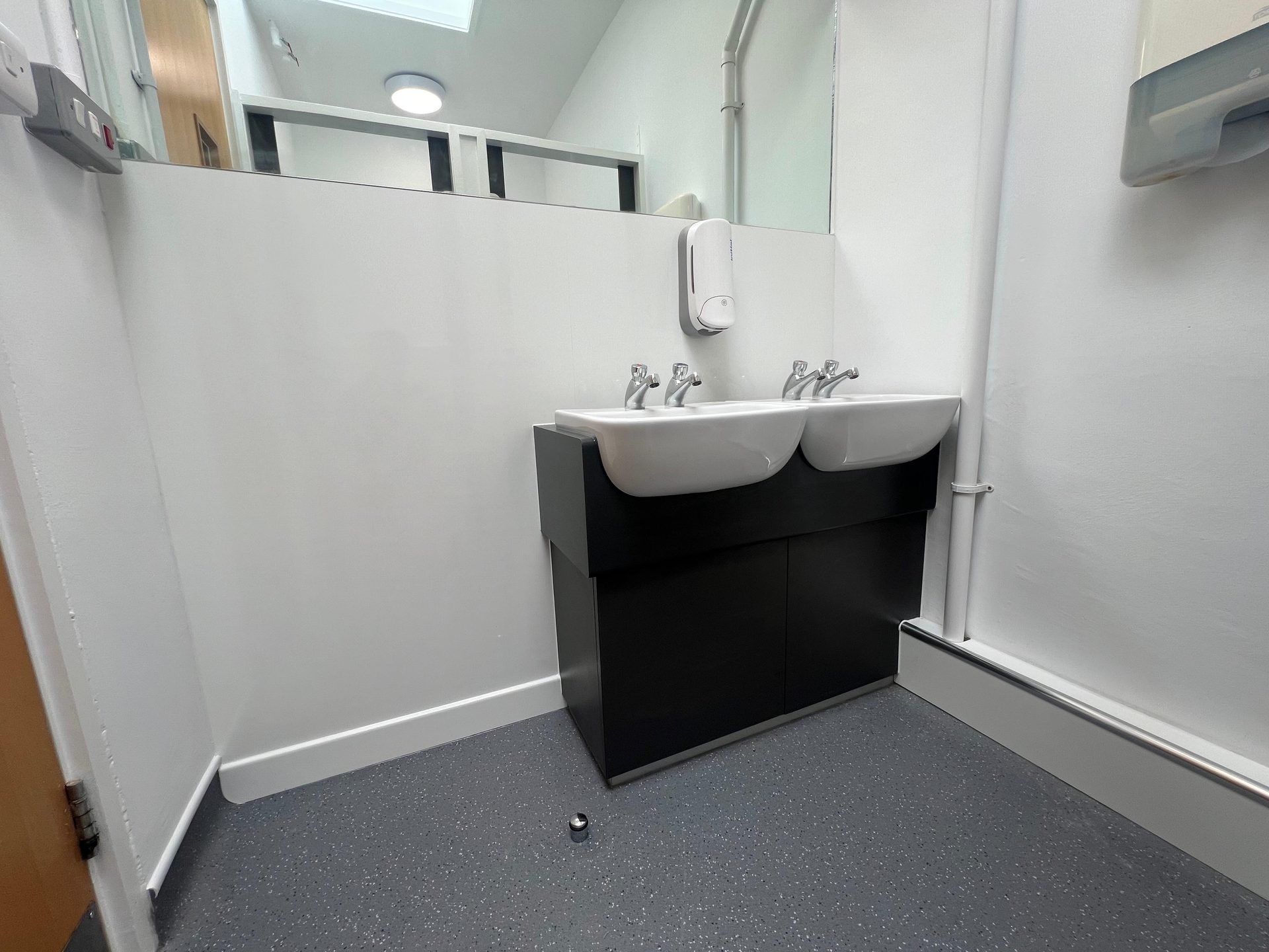 Cubicle doors