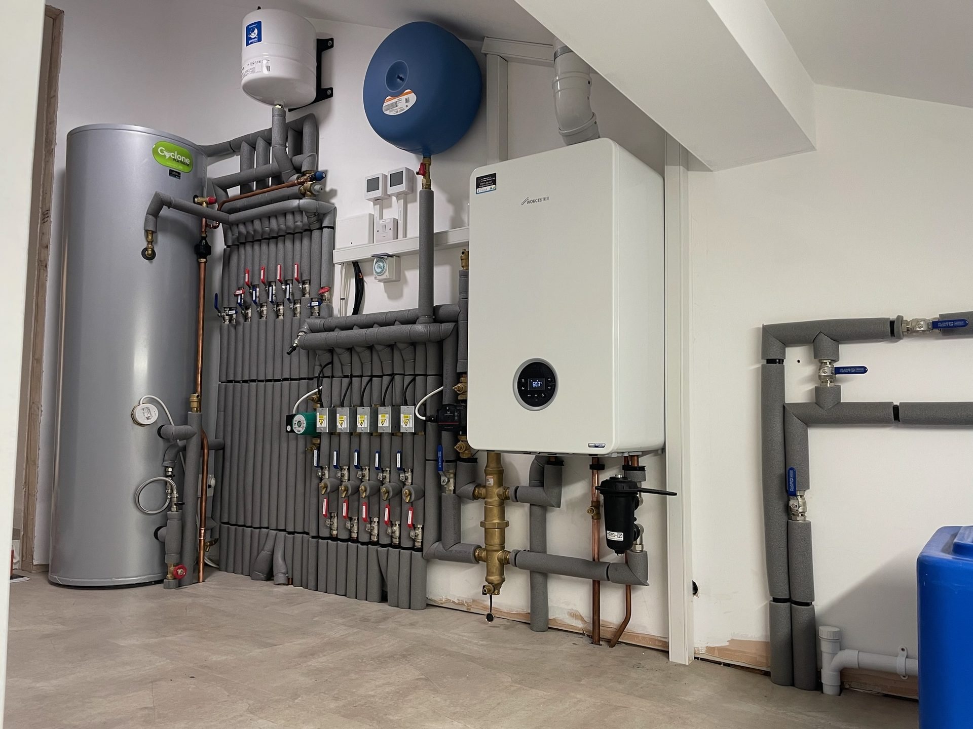Cylinder and pipework