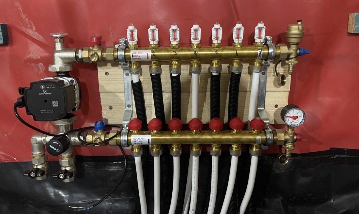 Heating manifolds